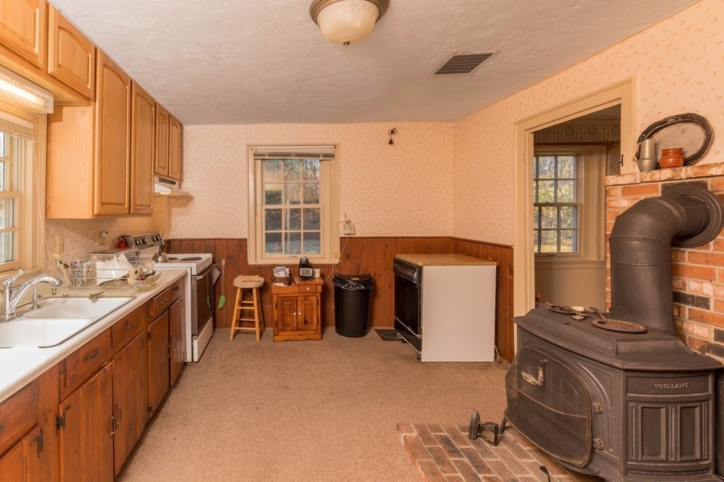 89 New Ipswich Road Ashby, MA 01431 - Photo 6 of 21 Gallery Image 6