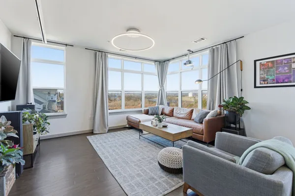 $415,000 | 1638 54th Avenue North, Unit 304, Nashville, TN 37209