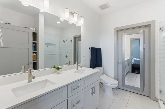 $415,000 | 1638 54th Avenue North, Unit 304, Nashville, TN 37209