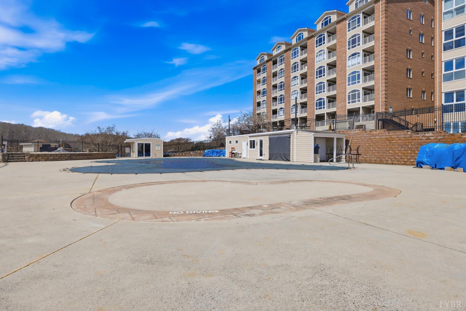 1245 Graves Harbor Trail, Unit 2101 Huddleston, VA 24104 - Photo 28 of 40