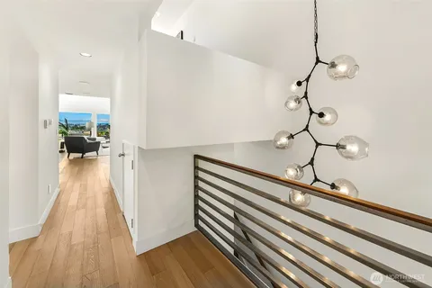 $1,595,000 | 2400 Aurora Avenue North, Unit 210, Seattle, WA 98109