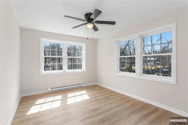 $2,200 | 127 Main Street, Unit 2B, Bloomingdale, NJ 07403