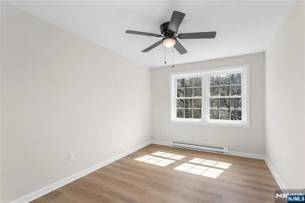 $2,200 | 127 Main Street, Unit 2B, Bloomingdale, NJ 07403