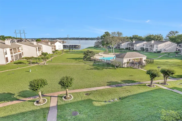 $155,000 | 306 D Lakeview Terrace, Unit 306D, Montgomery, TX 77356