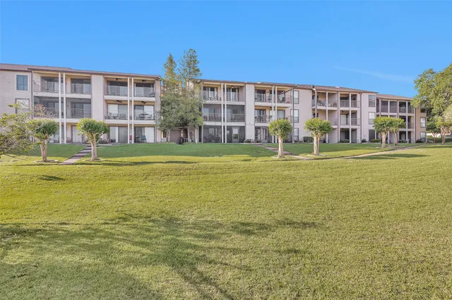 $155,000 | 306 D Lakeview Terrace, Unit 306D, Montgomery, TX 77356