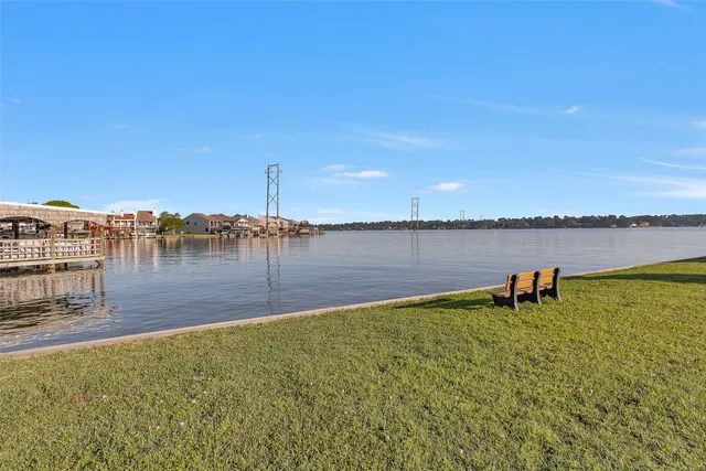 $155,000 | 306 D Lakeview Terrace, Unit 306D, Montgomery, TX 77356