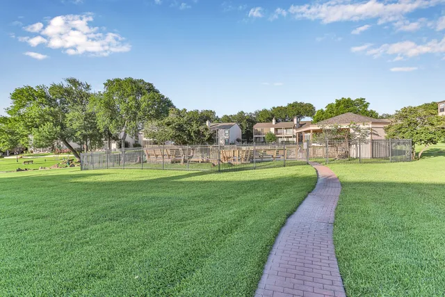 $155,000 | 306 D Lakeview Terrace, Unit 306D, Montgomery, TX 77356