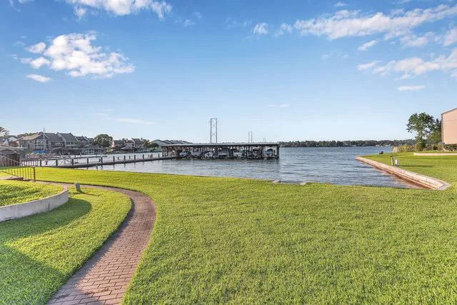 $155,000 | 306 D Lakeview Terrace, Unit 306D, Montgomery, TX 77356