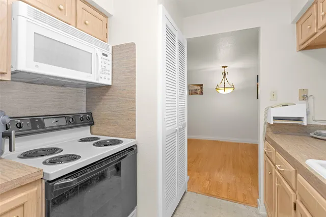 $155,000 | 306 D Lakeview Terrace, Unit 306D, Montgomery, TX 77356