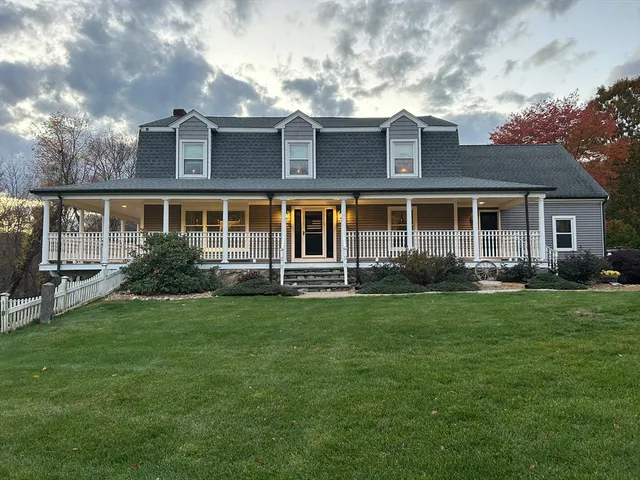 $849,000 | 51 Albee Road, Uxbridge, MA 01569