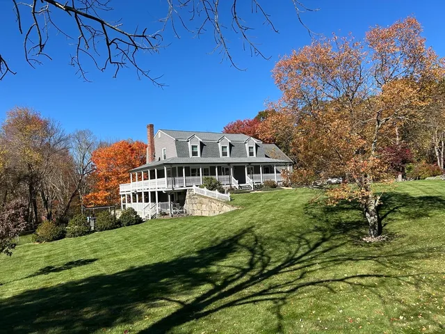 $849,000 | 51 Albee Road, Uxbridge, MA 01569