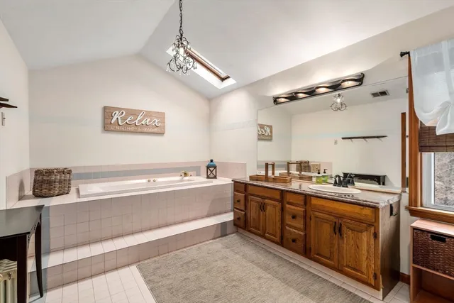 $849,000 | 51 Albee Road, Uxbridge, MA 01569