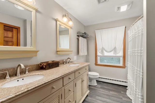 $849,000 | 51 Albee Road, Uxbridge, MA 01569