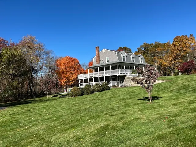 $849,000 | 51 Albee Road, Uxbridge, MA 01569