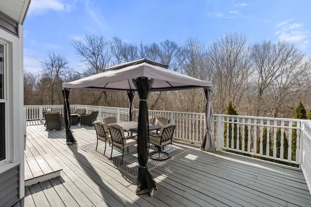 $849,000 | 51 Albee Road, Uxbridge, MA 01569