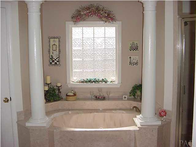 5172 Siripon Road Milton, FL 32570 - Photo 17 of 24 Gallery Image 17