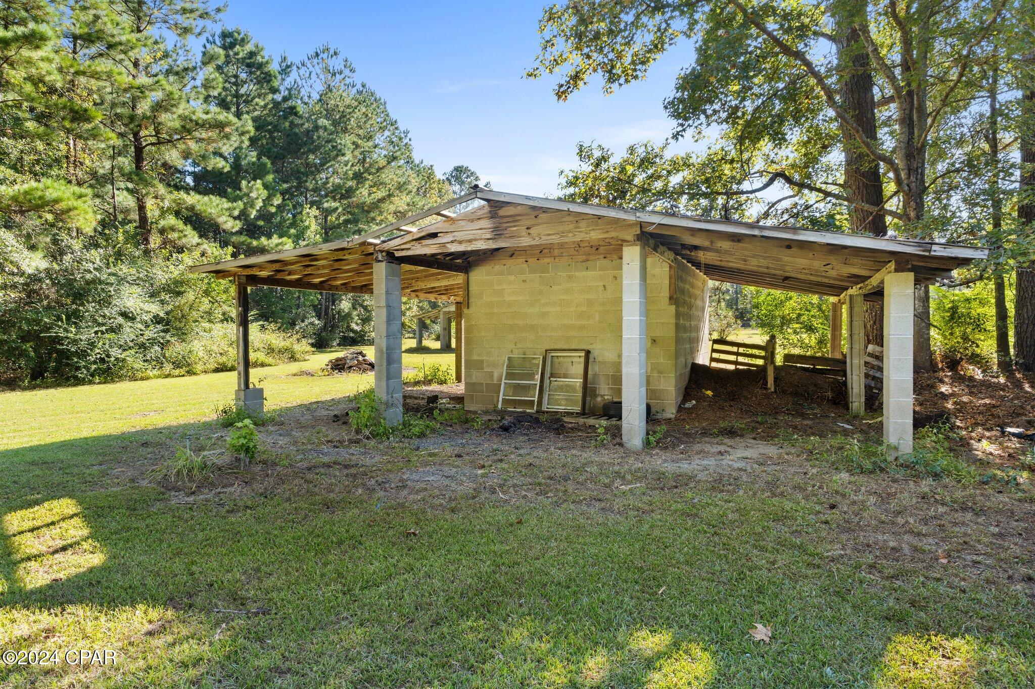 3512 Roche Avenue Vernon, FL 32462 - Photo 38 of 48 Gallery Image 38