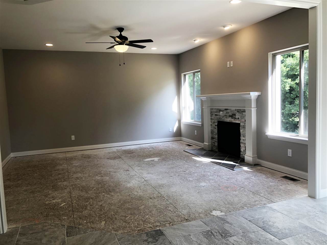 50398 Rory Utica, MI 48317 - Photo 2 of 10 Gallery Image 2