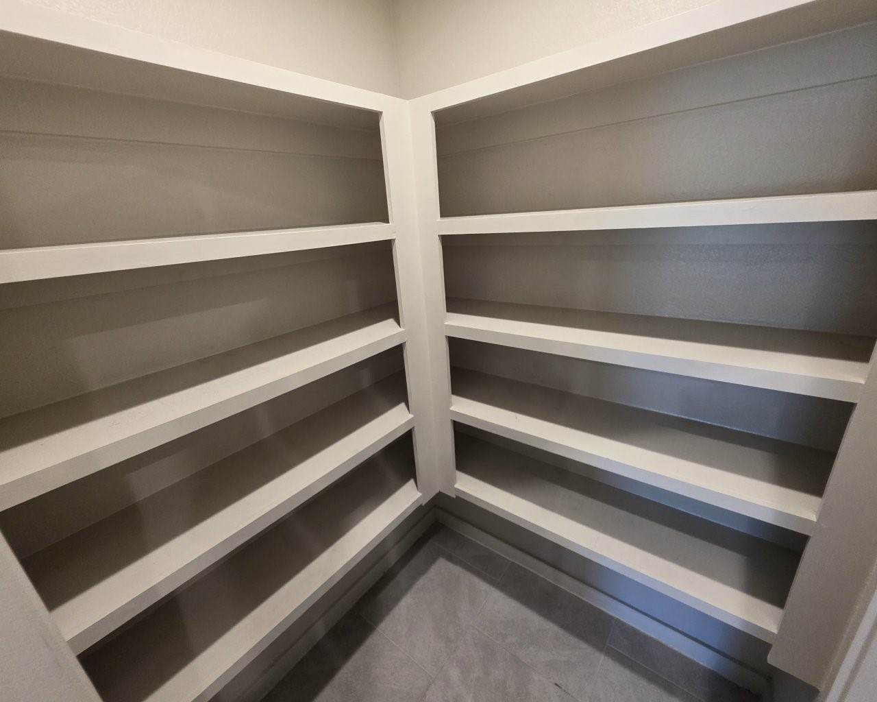 4918 Natchez Trace Arcola, TX 77545 - Photo 5 of 19 Walk-in pantry