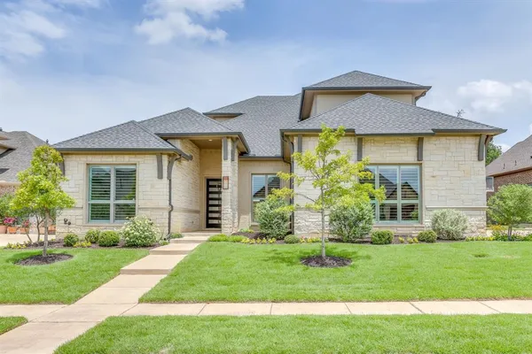 $1,036,000 | 6444 Hawks Ridge Drive, North Richland Hills, TX 76182