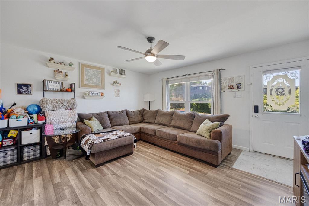 1520 Union Road St. Louis, MO 63125 - Photo 12 of 34 Gallery Image 12