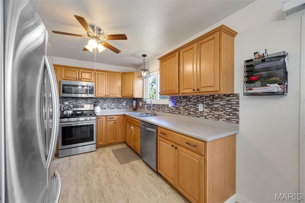 1520 Union Road St. Louis, MO 63125 - Photo 16 of 34 Gallery Image 16