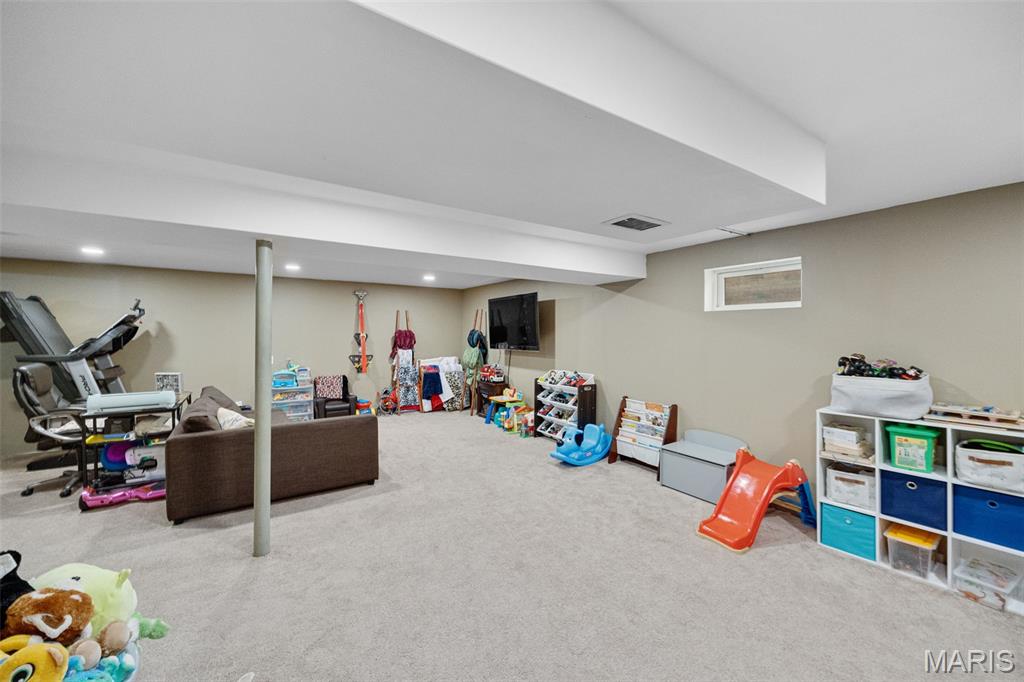 1520 Union Road St. Louis, MO 63125 - Photo 32 of 34 Gallery Image 32