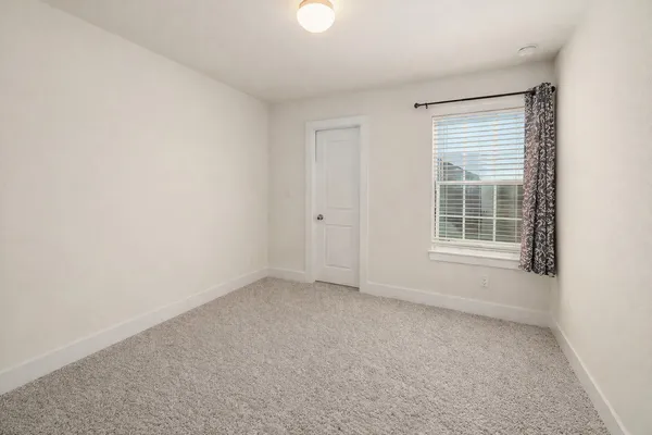 $2,100 | 204 Furlong Drive, Georgetown, TX 78626