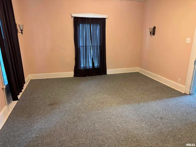 $150,000 | 327 South Orange Street, Havana, IL 62644