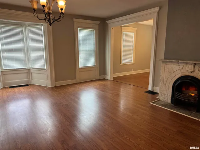 $150,000 | 327 South Orange Street, Havana, IL 62644