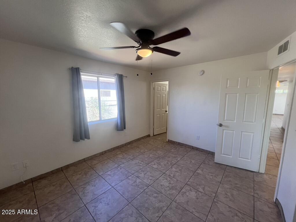 2549 East Chipman Road, Unit 2 Phoenix, AZ 85040 - Photo 30 of 37 CF13CBCA-9D32-4860-923D-1E6180A99339_1_1