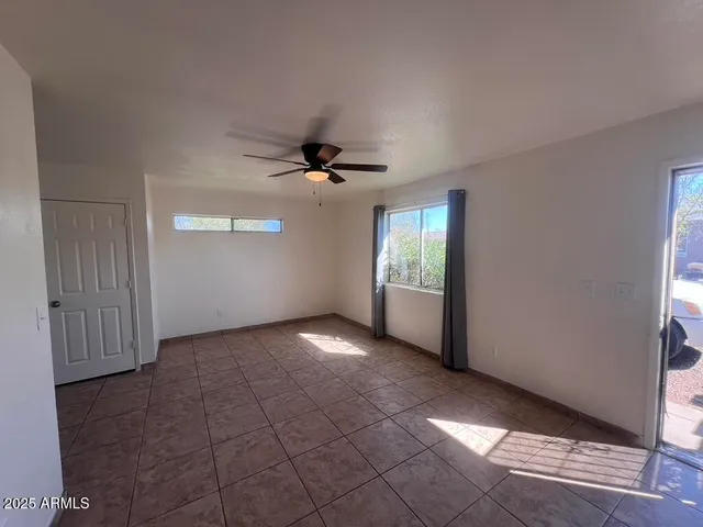 $2,399 | 2549 East Chipman Road, Unit 2, Phoenix, AZ 85040
