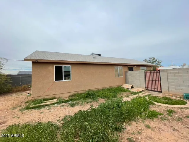 $2,399 | 2549 East Chipman Road, Unit 2, Phoenix, AZ 85040