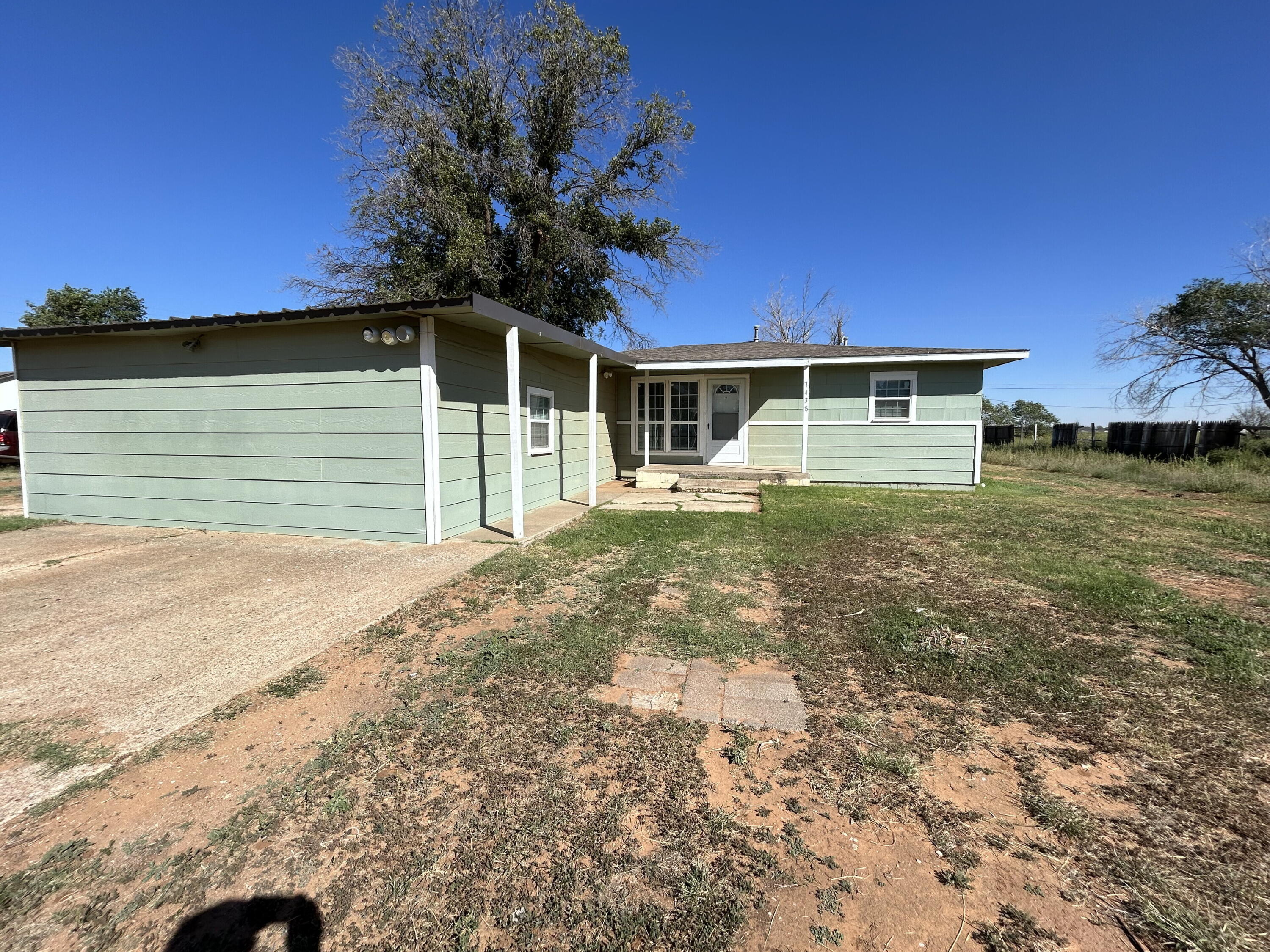 7438 18th Street Lubbock, TX 79416 - Photo 11 of 14 IMG_1598