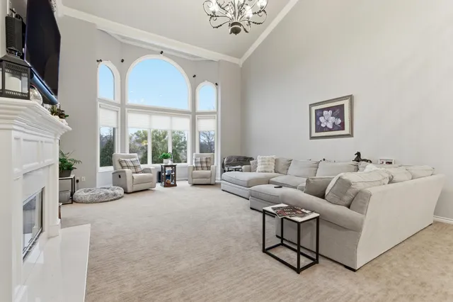 $1,775,000 | 5520 Whitehall Boulevard, Rochester, MI 48306