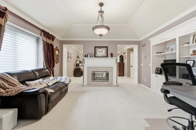 $1,775,000 | 5520 Whitehall Boulevard, Rochester, MI 48306