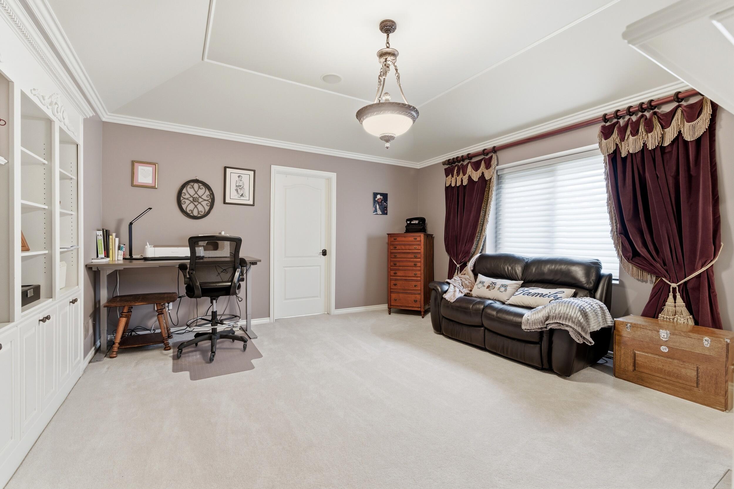 5520 Whitehall Boulevard Rochester, MI 48306 - Photo 39 of 103 199