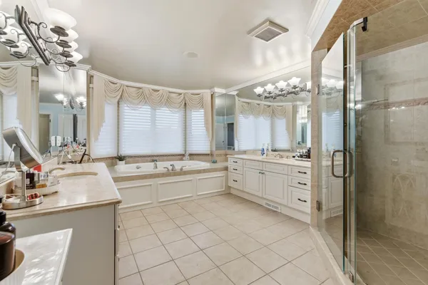 $1,700,000 | 5520 Whitehall Boulevard, Rochester, MI 48306