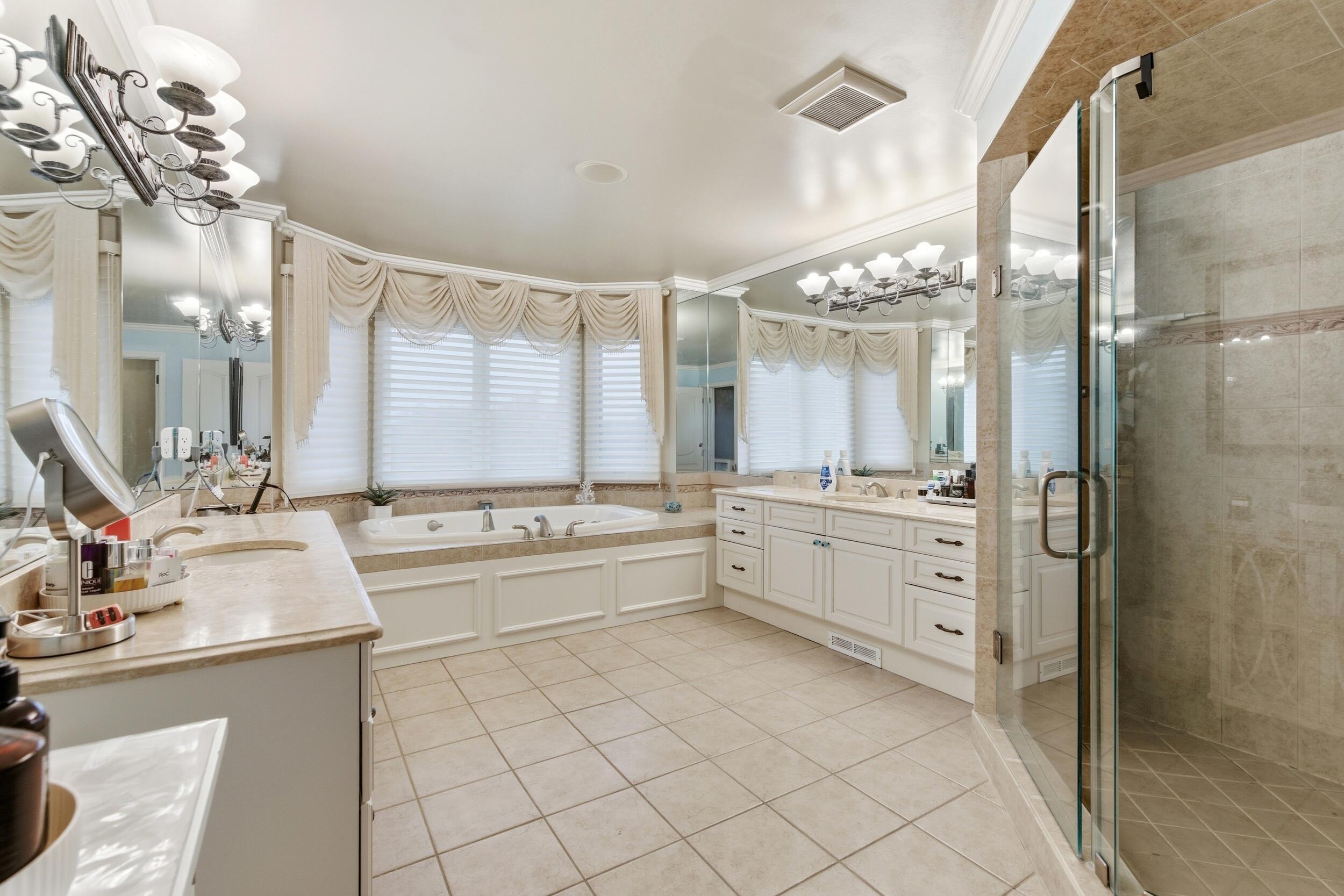 5520 Whitehall Boulevard Rochester, MI 48306 - Photo 41 of 103 234