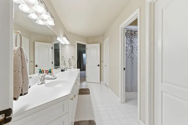 $1,775,000 | 5520 Whitehall Boulevard, Rochester, MI 48306