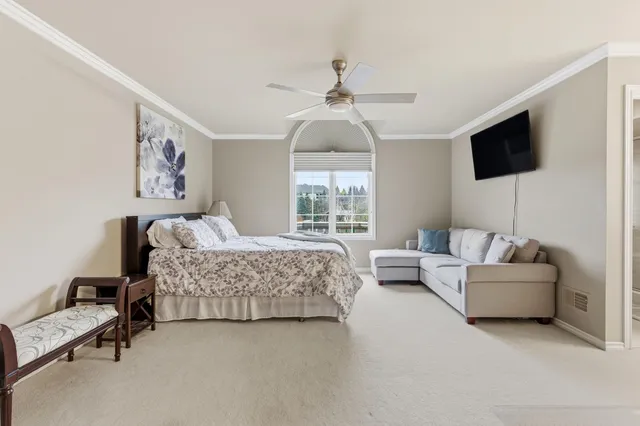 $1,775,000 | 5520 Whitehall Boulevard, Rochester, MI 48306