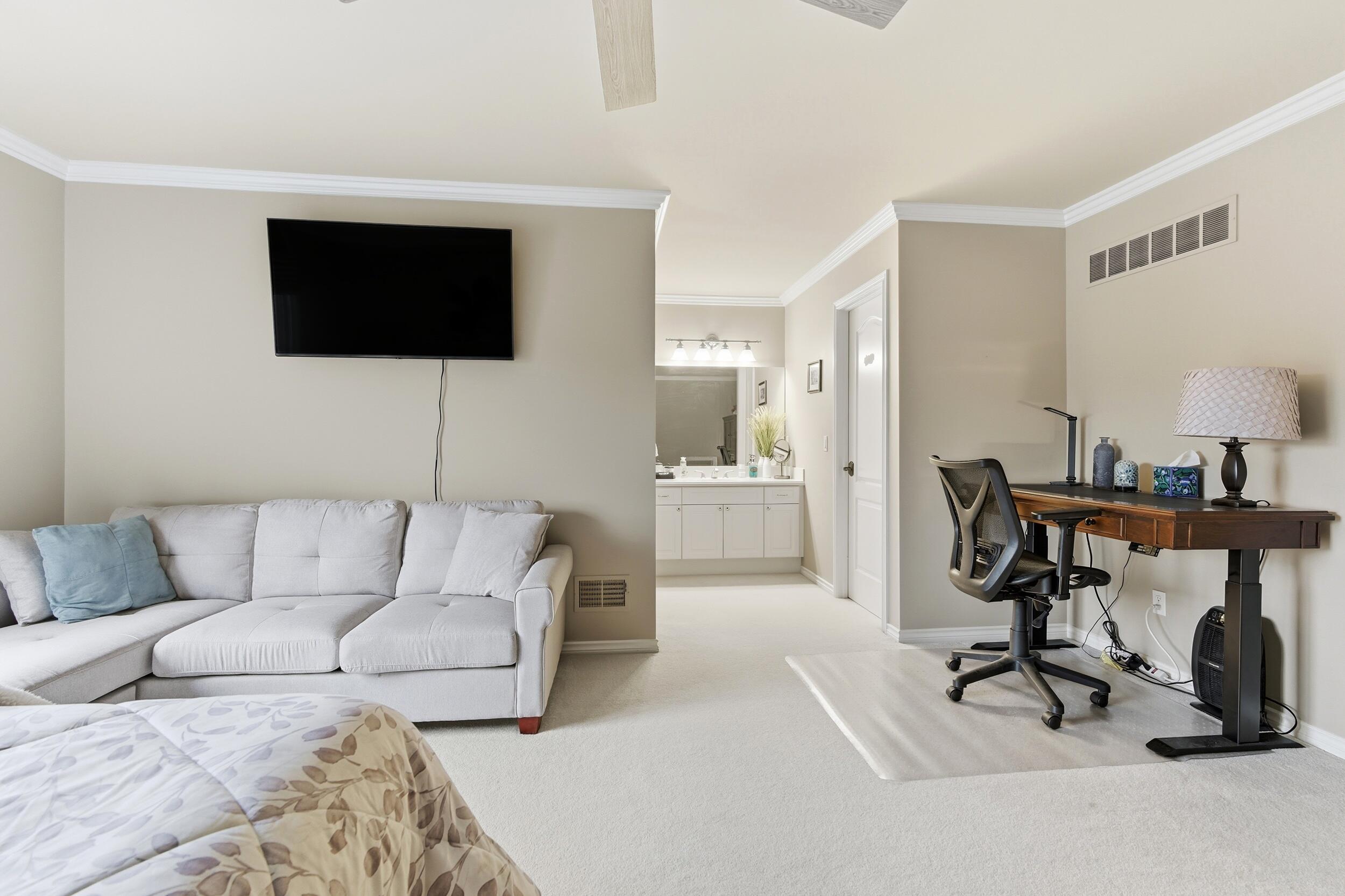 5520 Whitehall Boulevard Rochester, MI 48306 - Photo 50 of 103 159