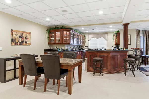 $1,700,000 | 5520 Whitehall Boulevard, Rochester, MI 48306