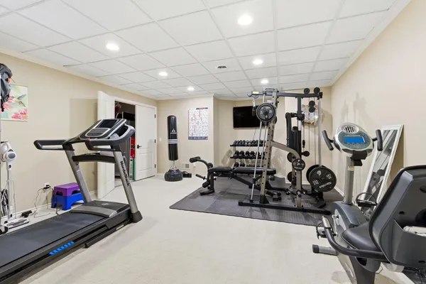 $1,700,000 | 5520 Whitehall Boulevard, Rochester, MI 48306