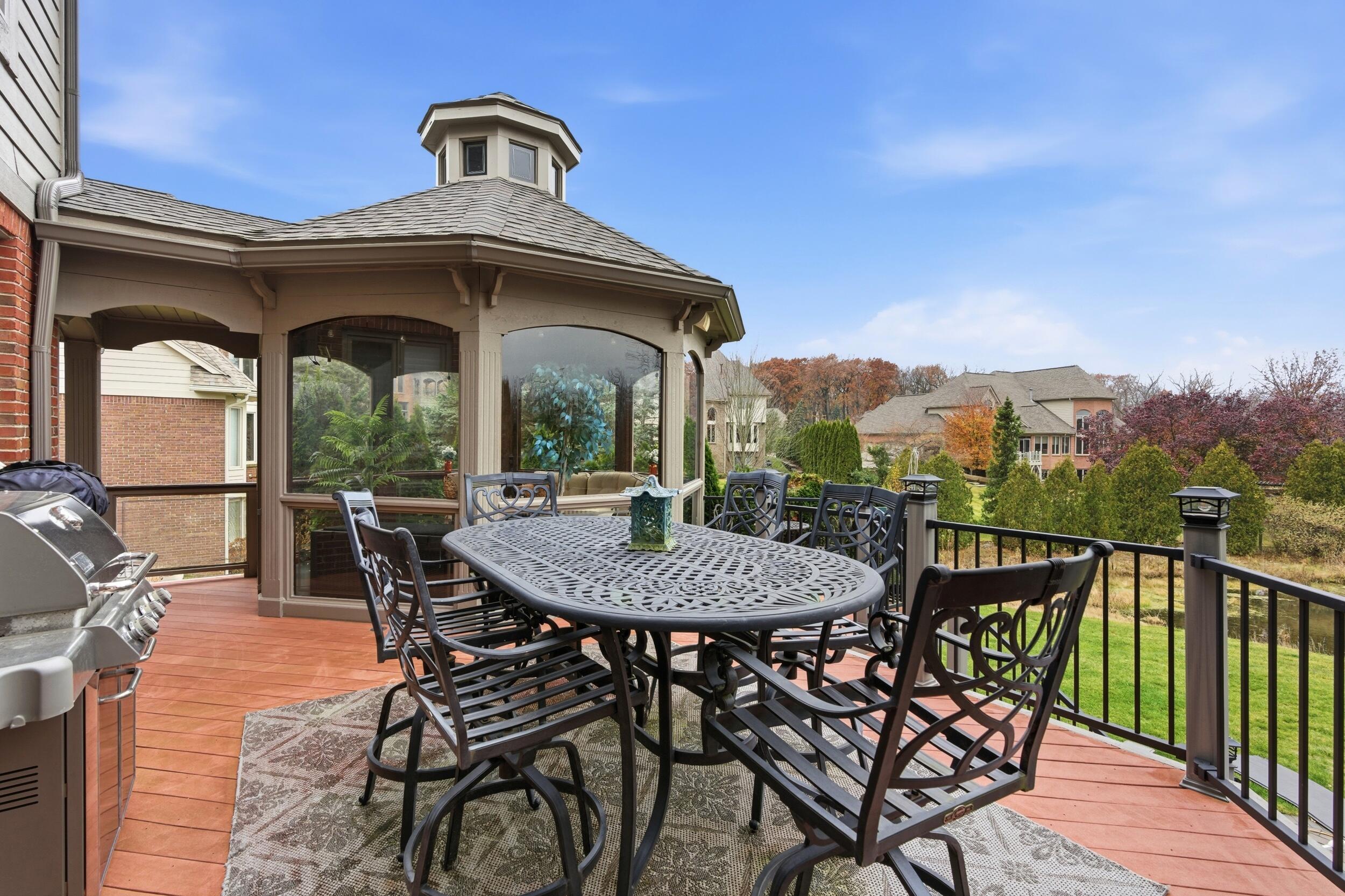 5520 Whitehall Boulevard Rochester, MI 48306 - Photo 71 of 103 389