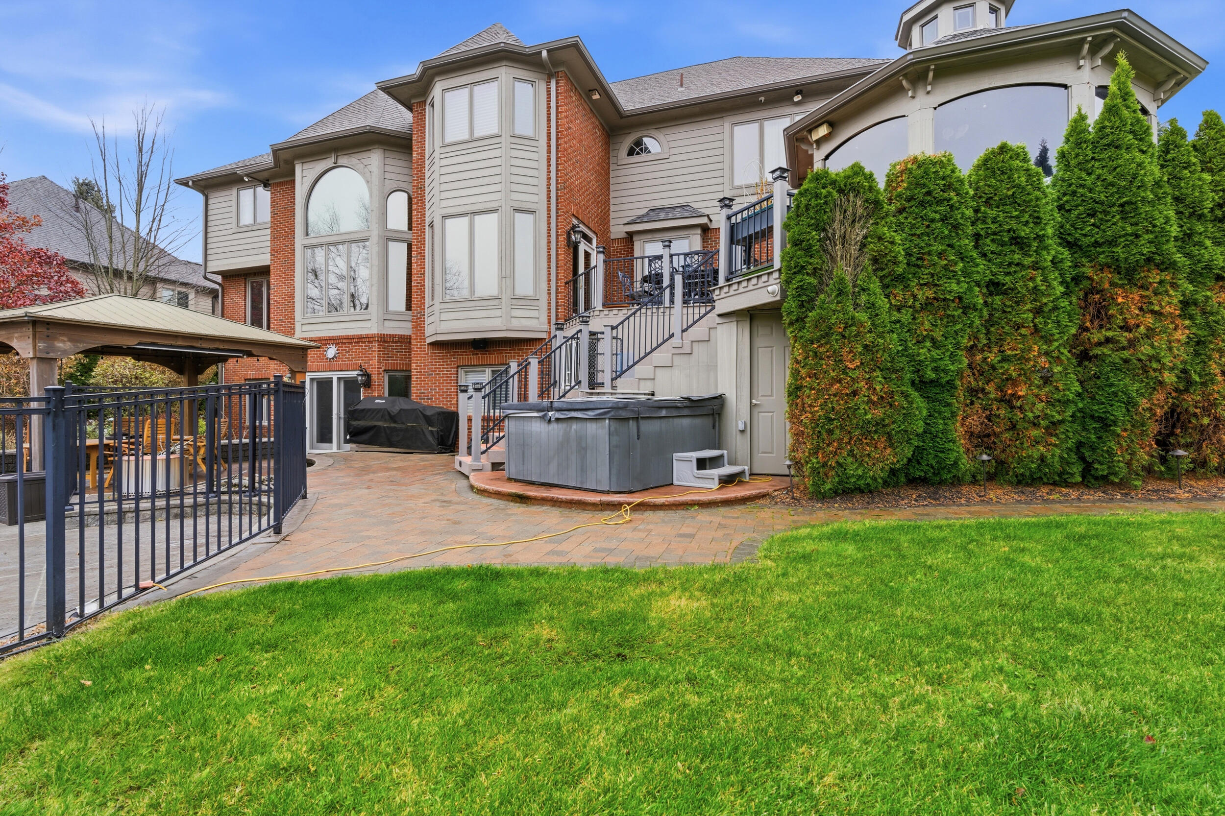 5520 Whitehall Boulevard Rochester, MI 48306 - Photo 77 of 103 369