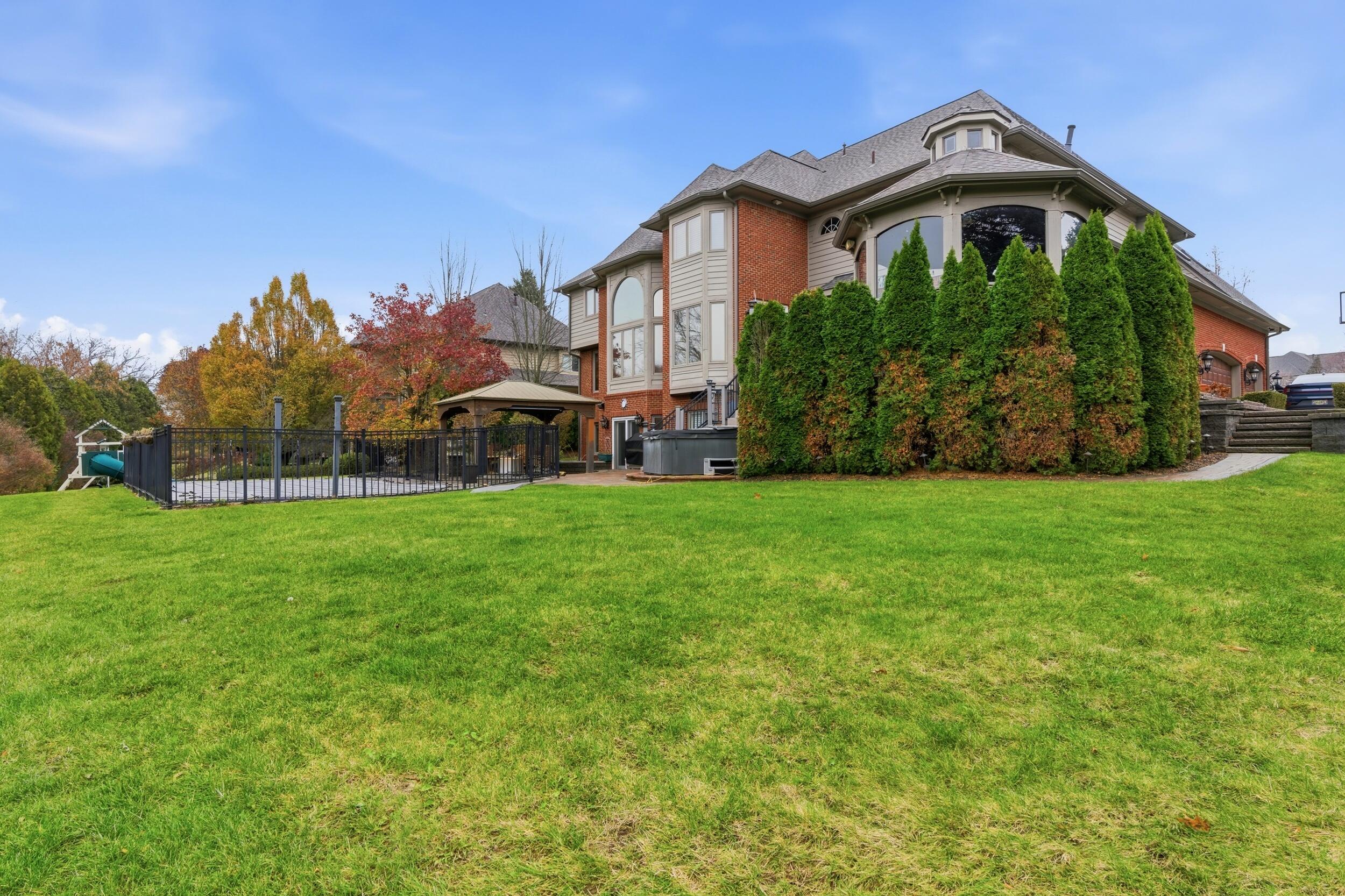 5520 Whitehall Boulevard Rochester, MI 48306 - Photo 81 of 103 344