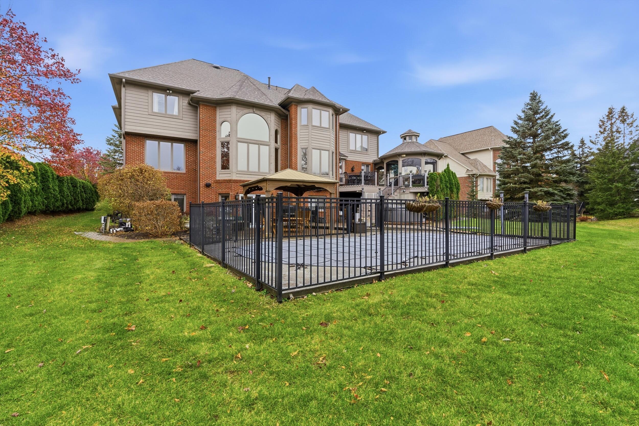 5520 Whitehall Boulevard Rochester, MI 48306 - Photo 84 of 103 349