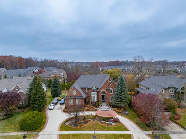 $1,700,000 | 5520 Whitehall Boulevard, Rochester, MI 48306