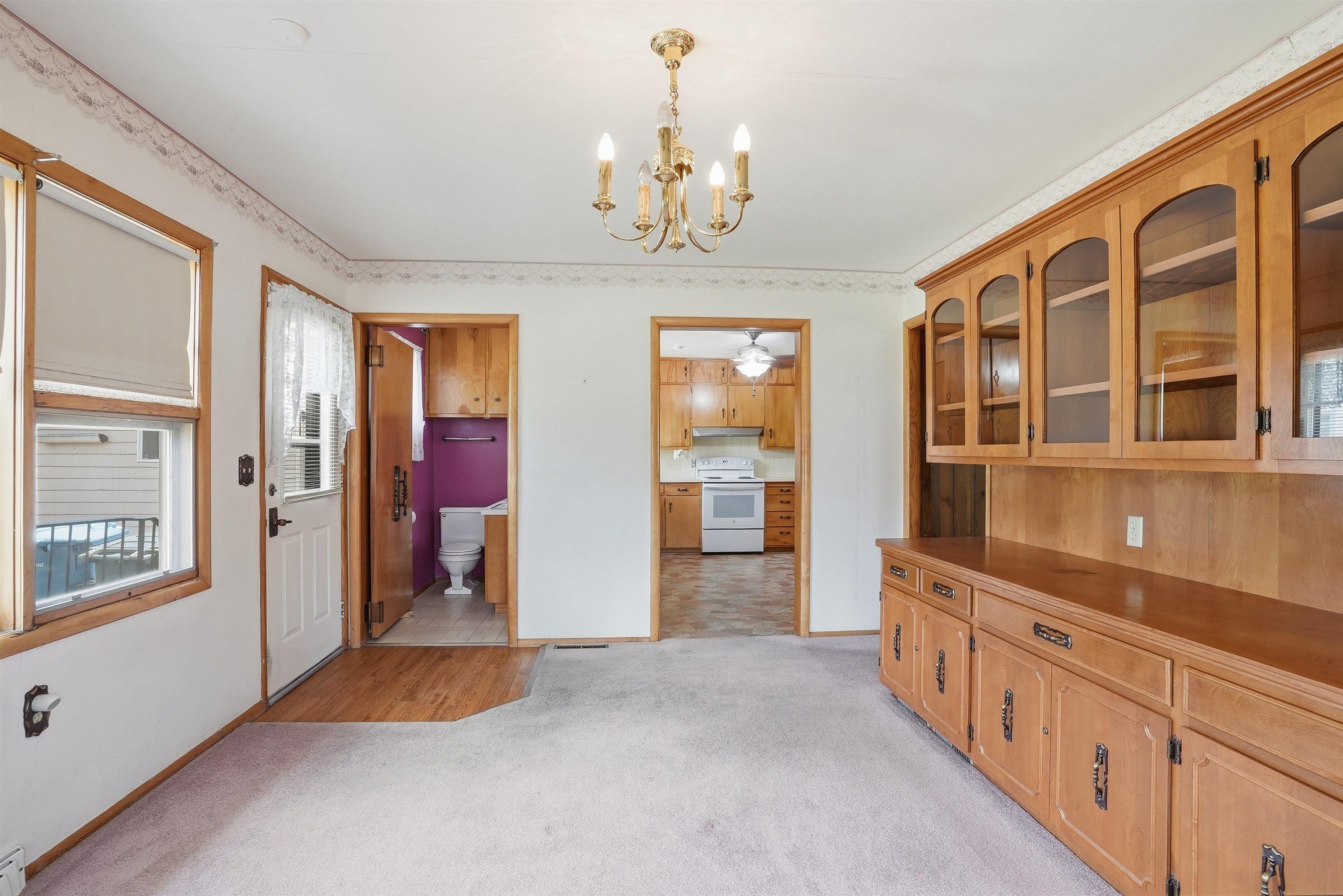 2571 Kate Street Waterloo, IA 50701 - Photo 9 of 31 Gallery Image 9